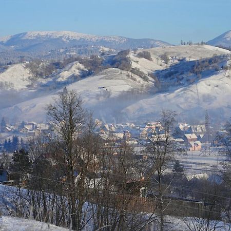 Мирослава Lazeshchyna Bagian luar foto