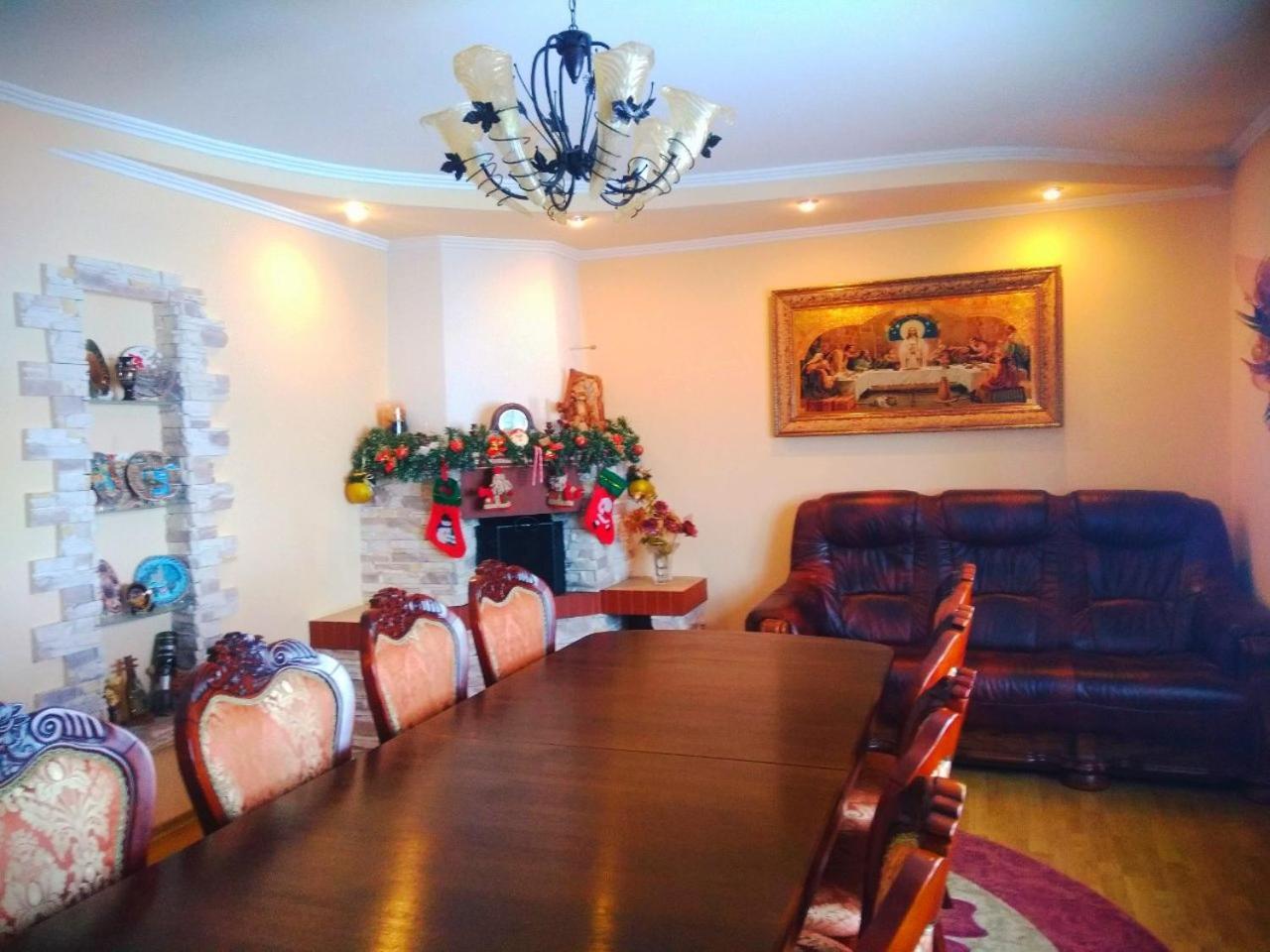 Мирослава Lazeshchyna Bagian luar foto